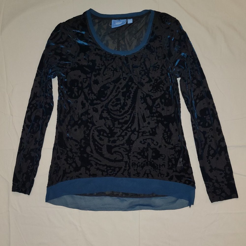 Simply Vera- Vera Wang Burnout Blouse